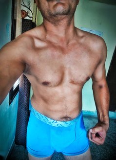 Ronie Singh - Male escort in Chandigarh Photo 4 of 4