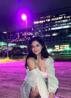 Ronika - puta in Chennai Photo 1 of 3