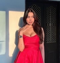 Ronika Patel Independent Call Girl Avail - puta in Surat