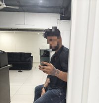 Ronin - masseur in Hyderabad