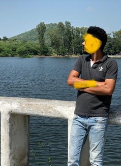 Ronit - Male escort in Gurgaon Photo 2 of 2
