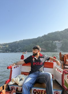 Ronit - Male escort in Mumbai Photo 6 of 6