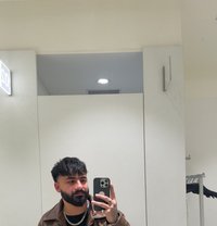 ronit - Male escort in Noida