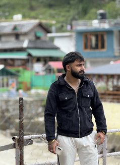 ronit - Acompañantes masculino in Noida Photo 3 of 5