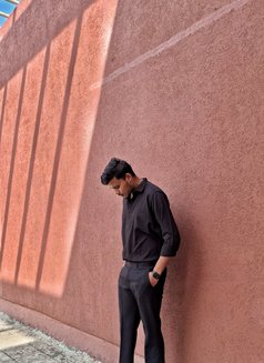 Ronit Singh - Acompañantes masculino in Bhopal Photo 5 of 5