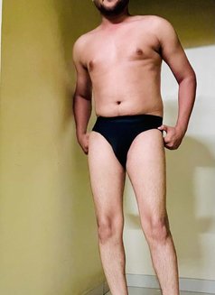 Ronn - Male escort in Ho Chi Minh City Photo 5 of 5
