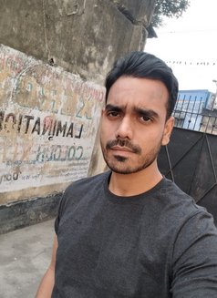 Ronnie (Vagina Driller) - Male escort in Kolkata Photo 1 of 3