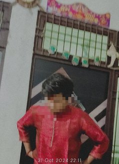 Ronnie Vip Escort - Male escort in Kolkata Photo 2 of 4