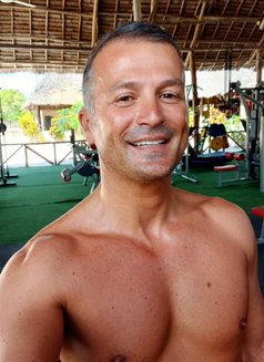 Ronniemarco - Male escort in Pattaya Photo 1 of 3
