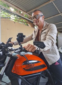 Ronnisan. Small Body Big Toy - Acompañantes masculino in Pattaya Photo 3 of 3