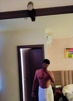 Ronny 27 - Male escort in Mumbai Photo 2 of 3