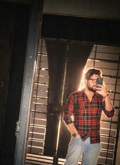 Ronny - Male escort in Gurgaon Photo 2 of 2