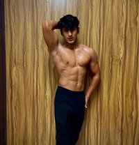 Ronny - Male escort in Pune