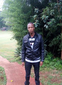 Ronny - Acompañantes masculino in Nairobi Photo 4 of 9