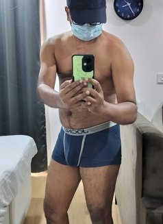 Ronny Male Escort Telegram @Vbh2016 - Male escort in Pune Photo 15 of 17