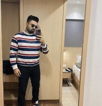 Ronny Patel - Male adult performer in Ahmedabad