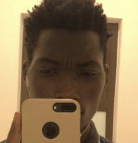 Ronny Ronn1 - masseur in Nairobi