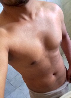 Rony Alpha - Acompañantes masculino in Dhaka Photo 9 of 9