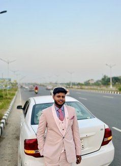 Rony - Male escort in Dhaka Photo 1 of 6