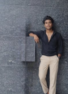 Rony - Male escort in Mumbai Photo 1 of 1