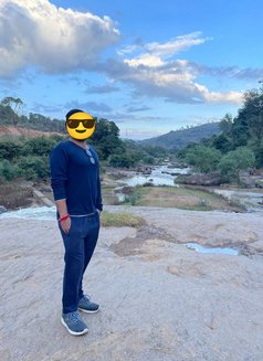 Romir - Male escort in Kolkata Photo 1 of 7