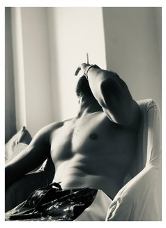 Rocco - Male escort in Mumbai Photo 4 of 4