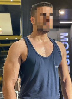 Rony - Male escort in Dubai Photo 2 of 2