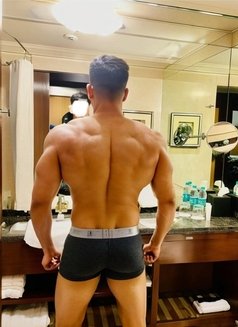 Ronysexy - Male escort in Bangkok Photo 7 of 7