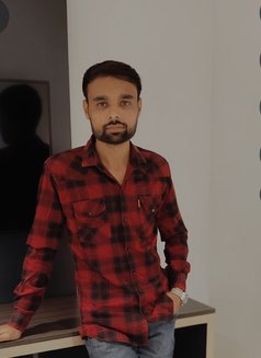 Rooco69 - Male escort in Ahmedabad Photo 2 of 3