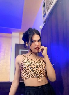 Rooh - Transsexual escort in Gurgaon Photo 10 of 17