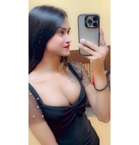 Rooh - Transsexual escort in Ahmedabad Photo 12 of 18