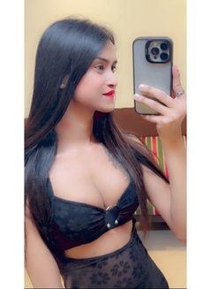 Rooh - Transsexual escort in Ahmedabad Photo 18 of 18