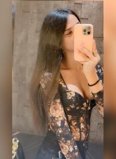 rooh - Transsexual escort in Noida Photo 19 of 27