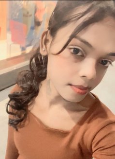 Roohi Shrma - escort in New Delhi Photo 3 of 6