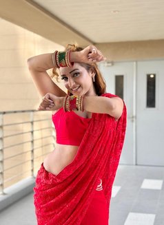 Roop Kaur - puta in Dubai Photo 2 of 13