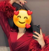 Rooz - puta in Dubai