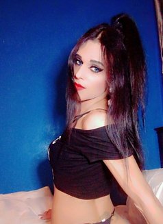 Roro. Klink - Transsexual escort in Beirut Photo 6 of 6