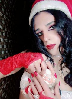Roro. Klink - Transsexual escort in Beirut Photo 24 of 30