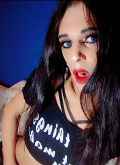 Roro. Klink - Transsexual escort in Beirut Photo 30 of 30