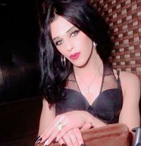 Roro. Klink - Transsexual escort in Beirut