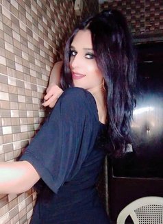 Roro. Klink - Transsexual escort in Beirut Photo 30 of 30