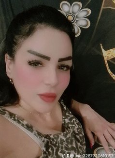 Roro - escort in Beirut Photo 10 of 10