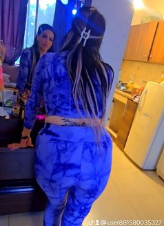 Roro - escort in Beirut Photo 8 of 11