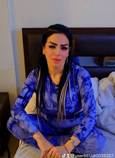 Roro - escort in Beirut Photo 11 of 11