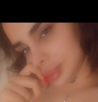 Roro - Transsexual escort in Beirut