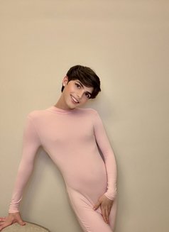 Roro lebanon big dick لبنانية 🇱🇧 - Transsexual escort in Riyadh Photo 29 of 30