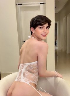 Roro lebanon big dick لبنانية 🇱🇧 - Transsexual escort in Riyadh Photo 30 of 30