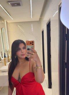 Roro - escort in Cairo Photo 1 of 4