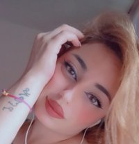 Roro - escort in Beirut