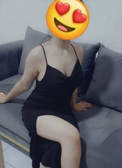 Roro سورية - adult performer in Dubai Photo 2 of 3